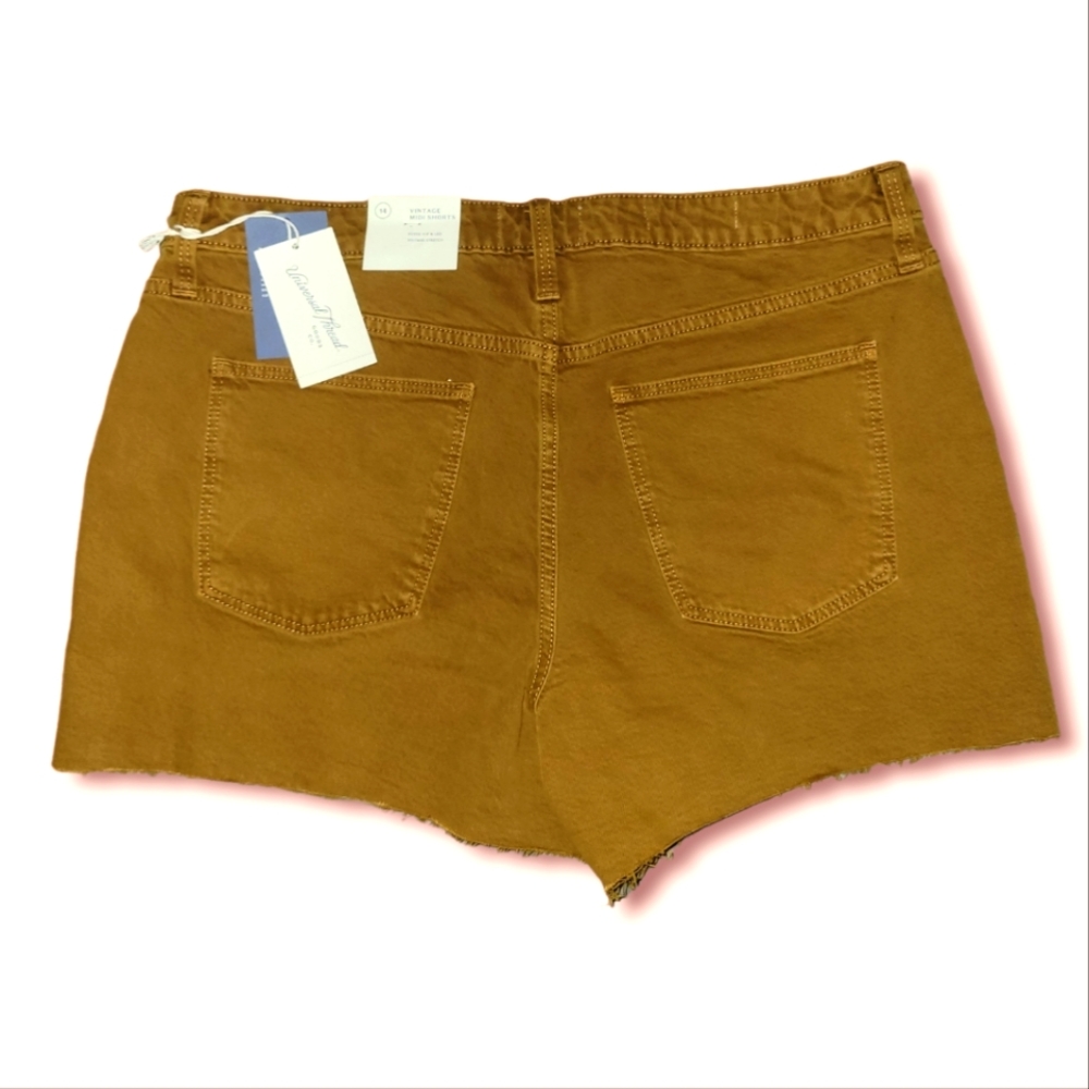 Universal Threads - Picture 2 of 2